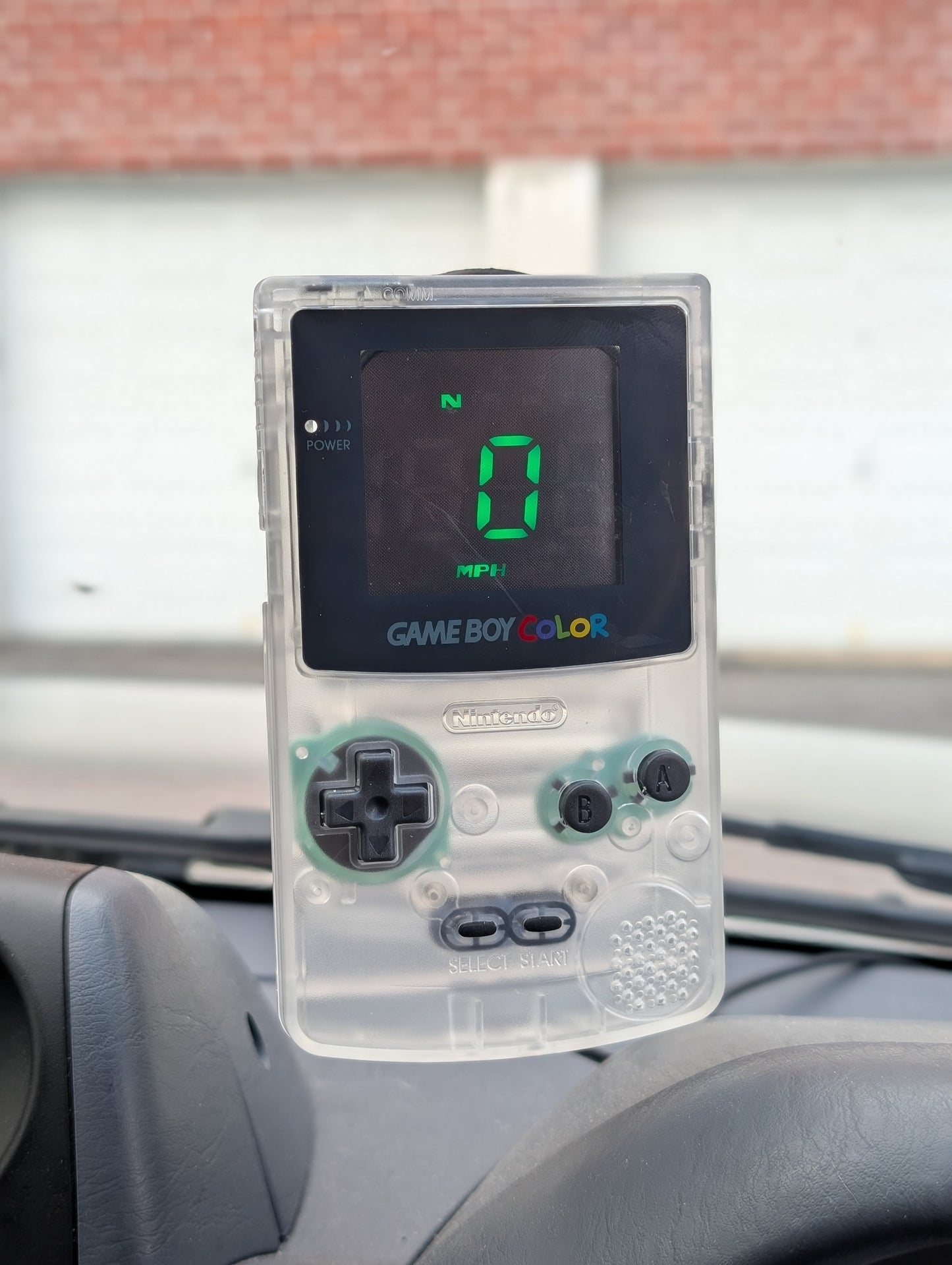 Gameboy Color GPS Speedometer – Custom Retro Car Accessory
