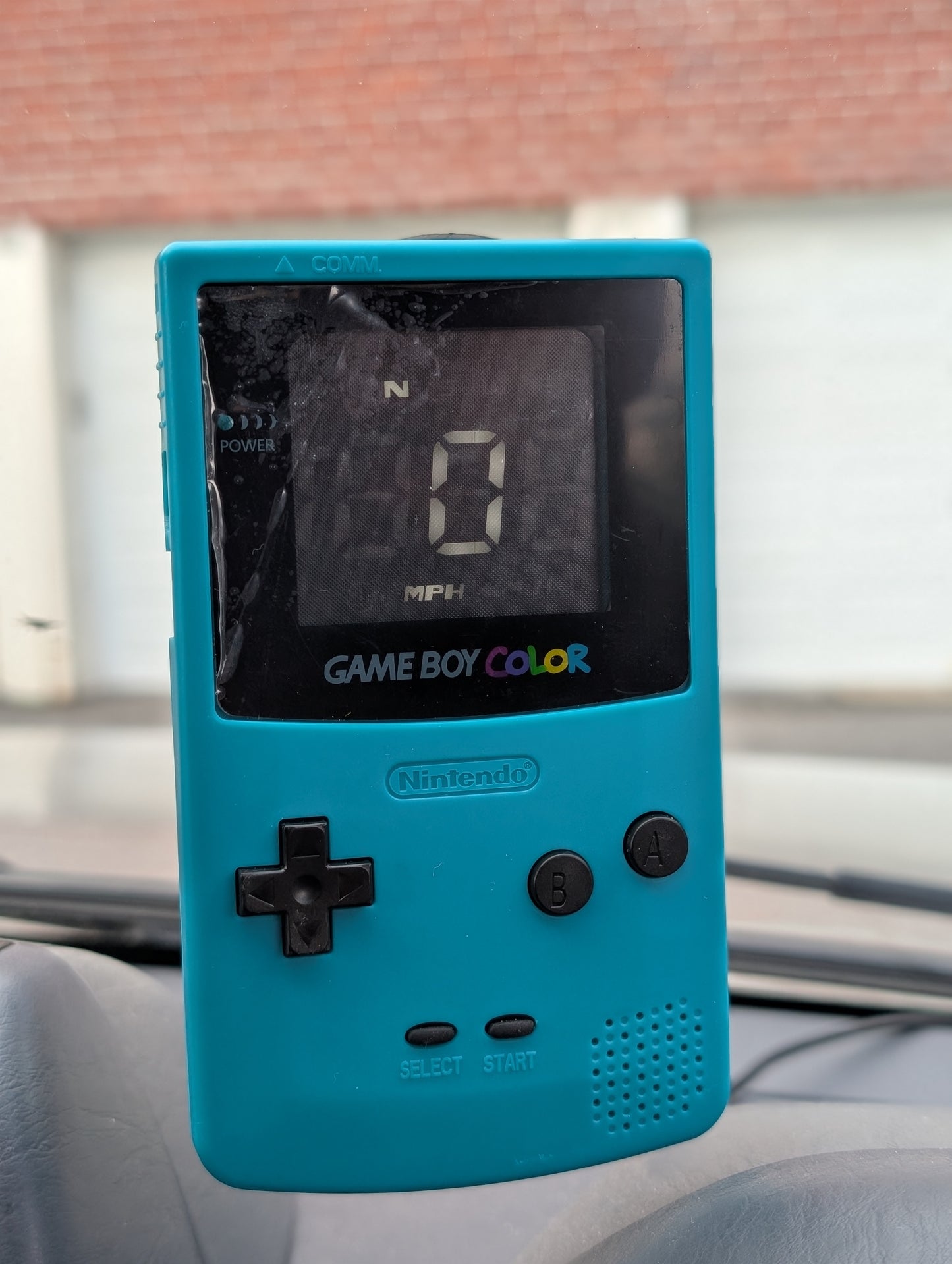 Gameboy Color GPS Speedometer – Custom Retro Car Accessory