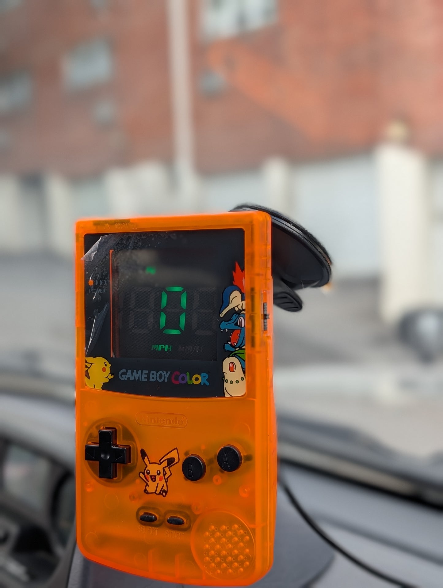 Gameboy Color GPS Speedometer – Custom Retro Car Accessory