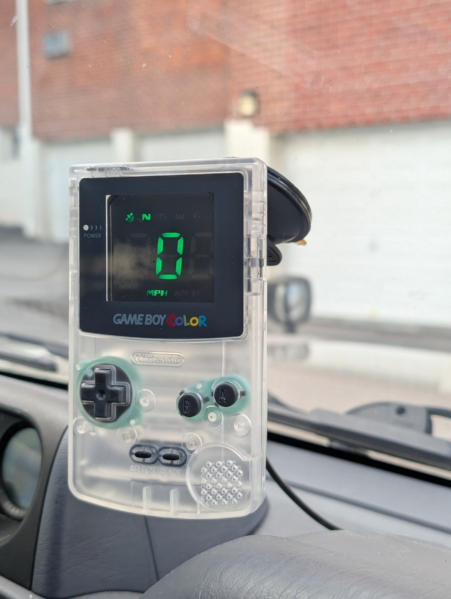 Gameboy Color GPS Speedometer – Custom Retro Car Accessory